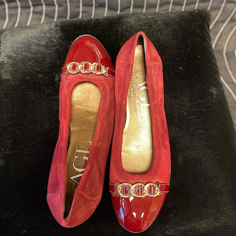 Women’s AGL Loafer